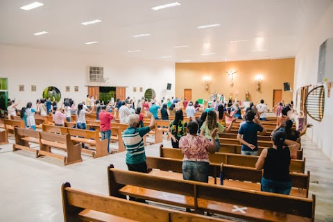 Com número limitado de fiéis a paróquia São Francisco de Assis retoma as celebrações presenciais