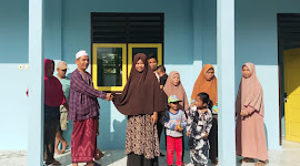 Peduli Pendidikan, H. Abdul Aziz Serahkan Bantuan RKB ke PAUD Asi fa' Desa Suangi Timur
