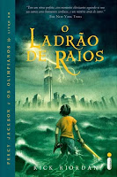 http://perdidoemlivros.blogspot.com.br/2014/08/resenha-o-ladrao-de-raios.html