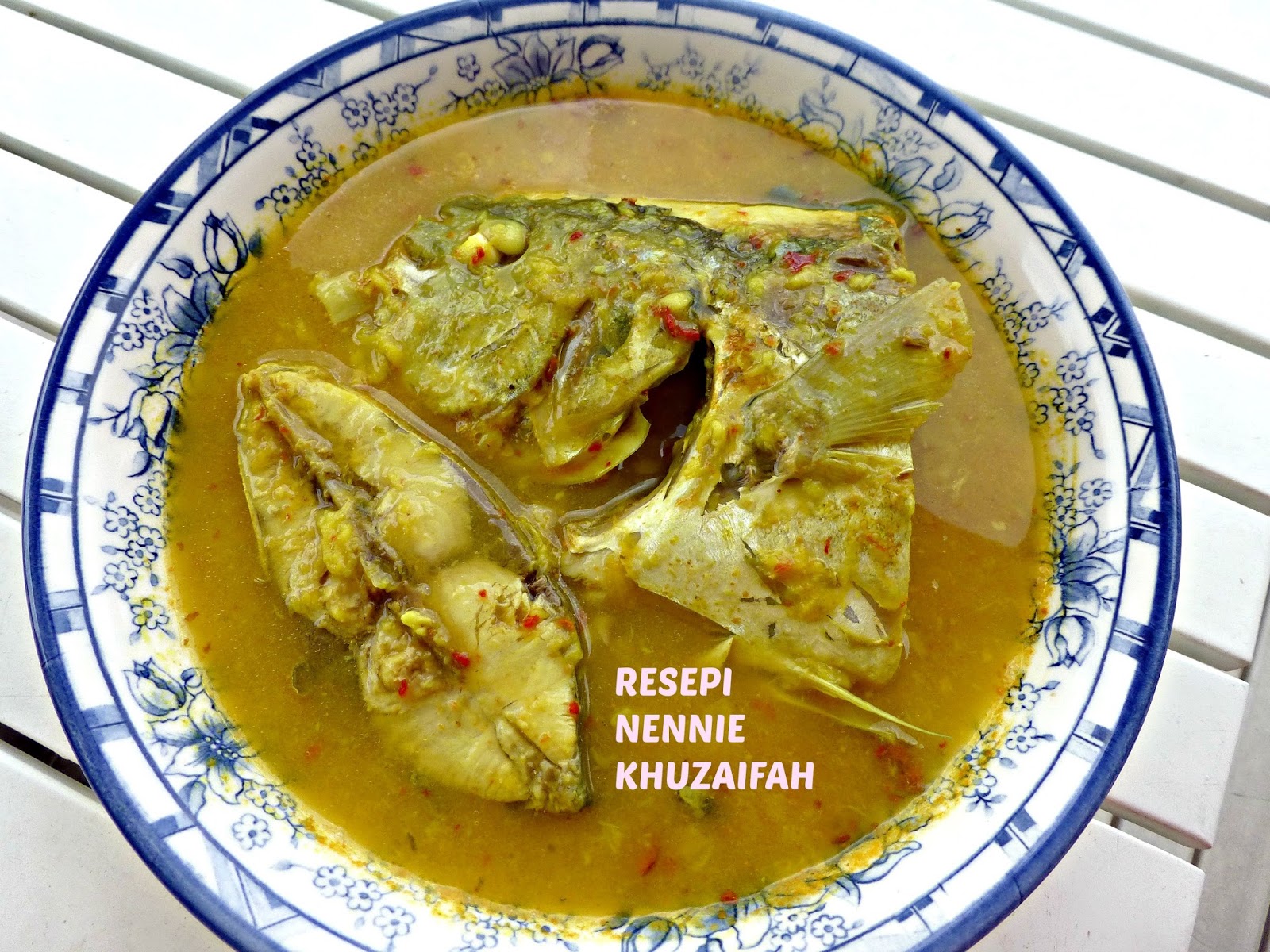 RESEPI NENNIE KHUZAIFAH: Gulai tempoyak ikan nyok-nyok