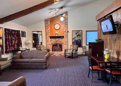 Hotels in Avon, MN