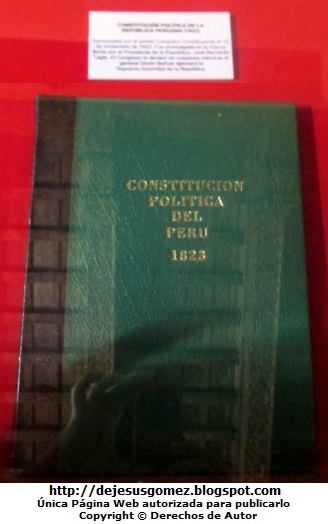 Imagen de la Constitución política del Perú - 1823   (Contitución tomada en el Museo de la Inquisición por Jesus Gómez)