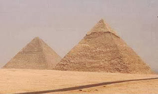 The Pyramid of Khafre and Khufu, with that of Khafre appearing larger