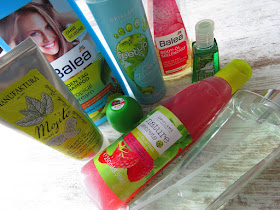 Manufaktura Mojito gel, Balea Shampoo Tropical Dream, Revo Watermelon, Oriflame Exfoliating Shower Gel with Mint and Raspberry, Oriflame Teet Up Cooling Breeze, Balea Body-ol Seelenzart, BBW Lush Bamboo Waterfall, BBW Cucumber - melon Body Mist