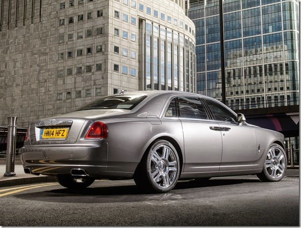 rolls-royce_ghost_10