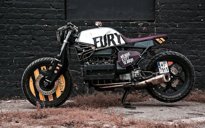 Cyberpunk BMW K100 Cafe Racer by Cardsharper Customs