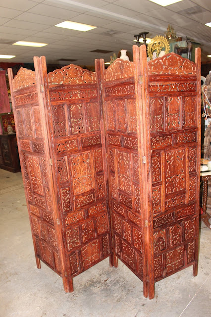 https://www.ebay.com/itm/4-Panel-Room-Divider-Hand-Carved-Indian-AUTHENTIC-Wooden-Floral-Carving-Vintage-/292773593474?hash=item442aaa8182