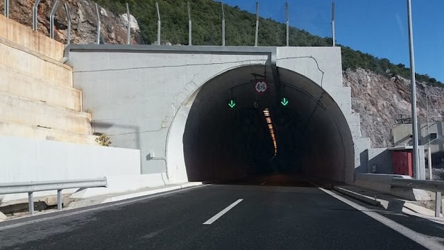 Οδικό τούνελ