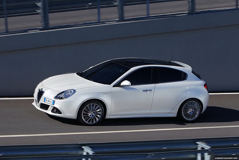 2011 alfa romeo giulietta qv review