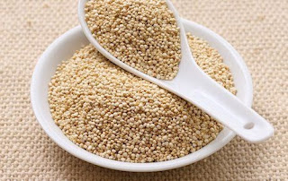 <img src="semillas-de-quinoa.jpg" alt="sirven como un valioso complejo nutritivo"/>