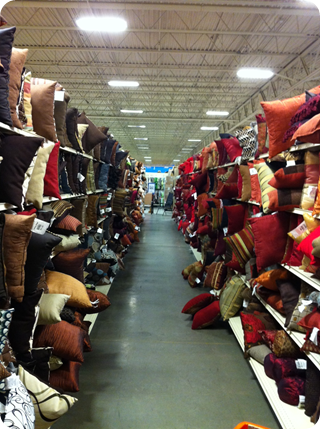 pillows garden ridge