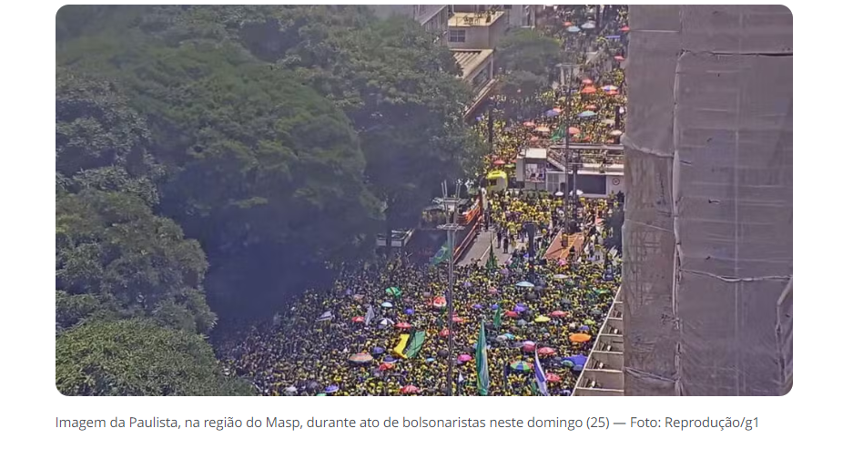 Apoiadores de Bolsonaro fazem ato na Avenida Paulista