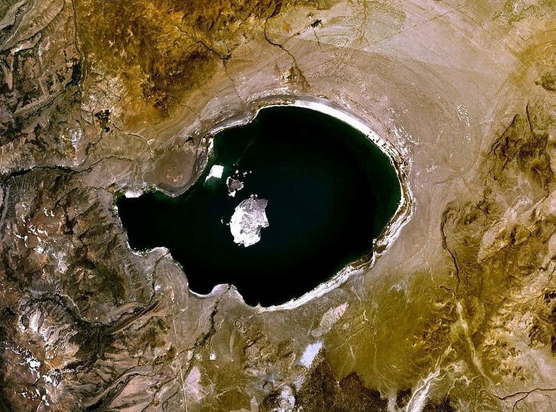 mono-lake-21