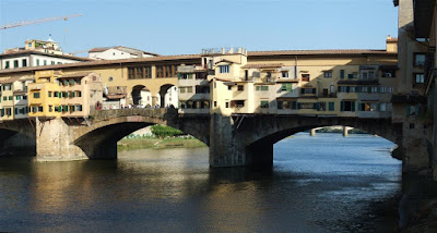 ponte vecchio bridge, florence, italy