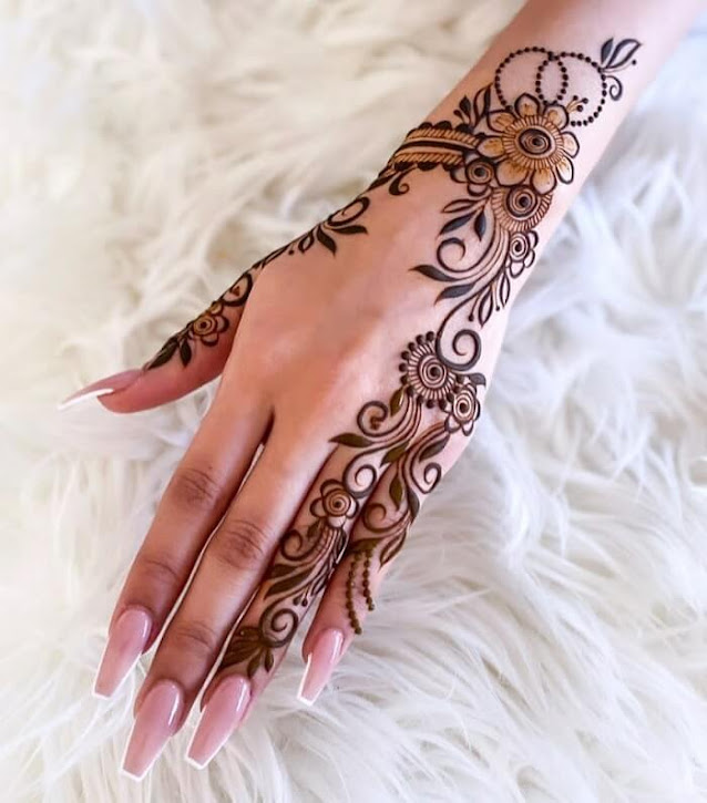 Trendy mehndi designs