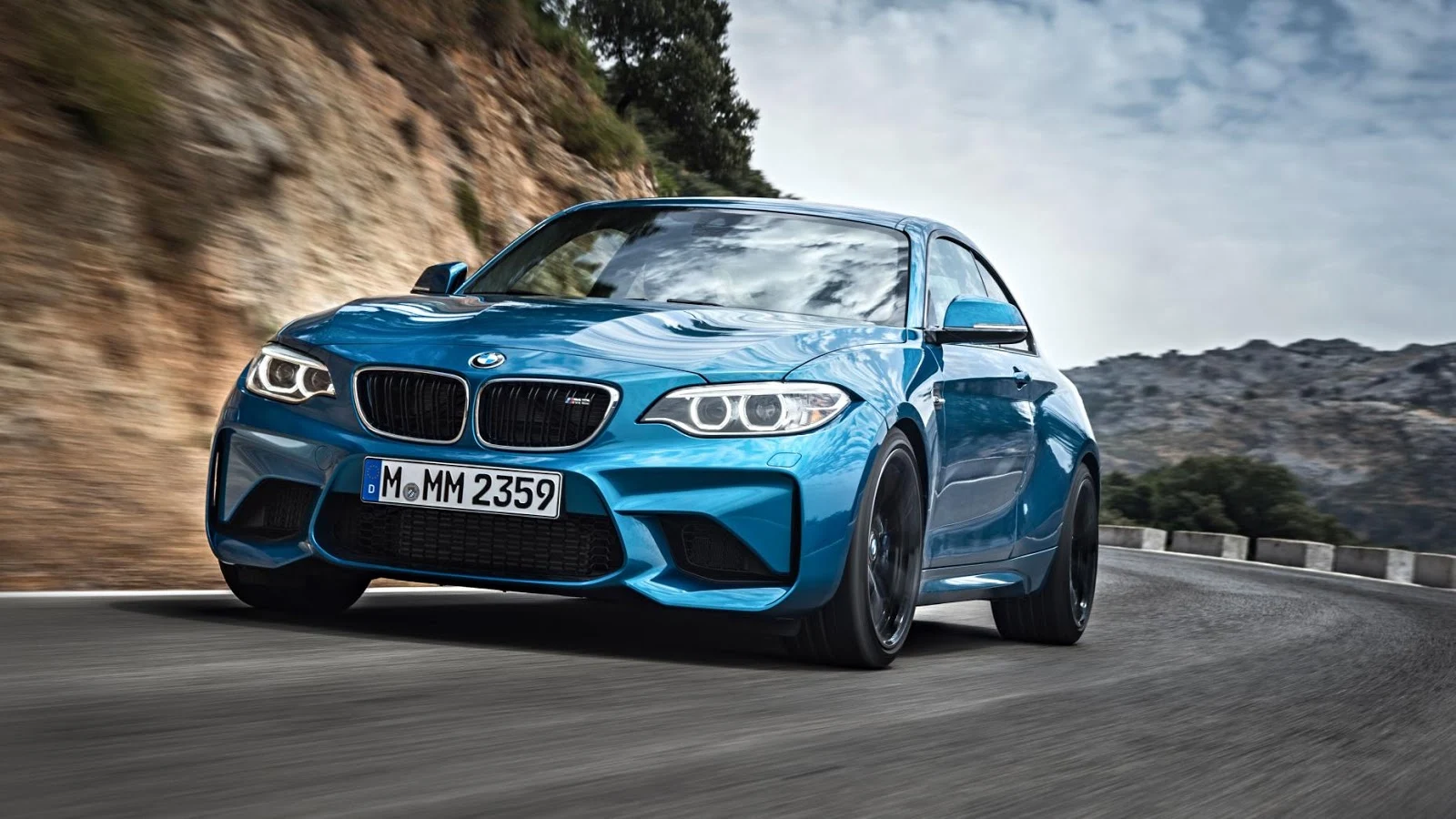 2016- BMW M2