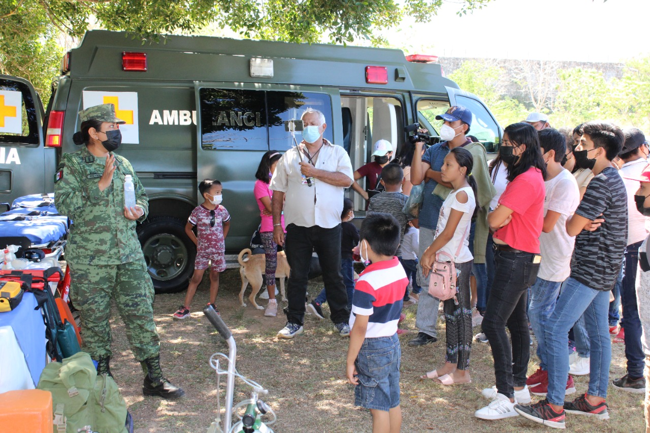 Familias disfrutan el Paseo Dominical en la 32 Zona Militar