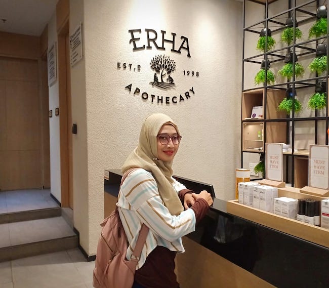 Acne Center dari ERHA Pilihan Para Acne Warriors
