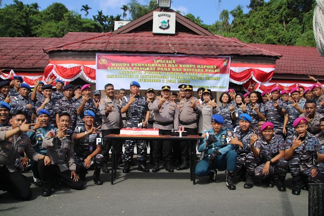 Wujud Soliditas TNI-Polri Tiga Komandan Satuan Koarmada III Beri Ucapan HUT Ke-76 Korps Bhayangkara di Sorong