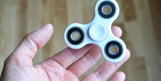 Fungsi Fidget Spinner Sebagai Sarana Hiburan dan kesehatan