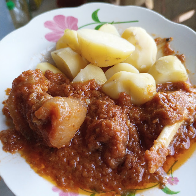 How To Cook Cameroonian Pork Stew