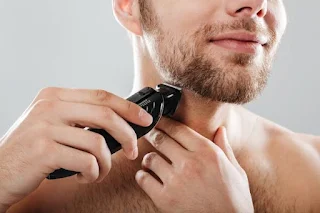 *"Step-by-step beard trimming guide - professional shaping techniques for men"*