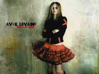 Free non watermarked wallpapers of Avril Lavigne at Fullwalls.blogspot.com