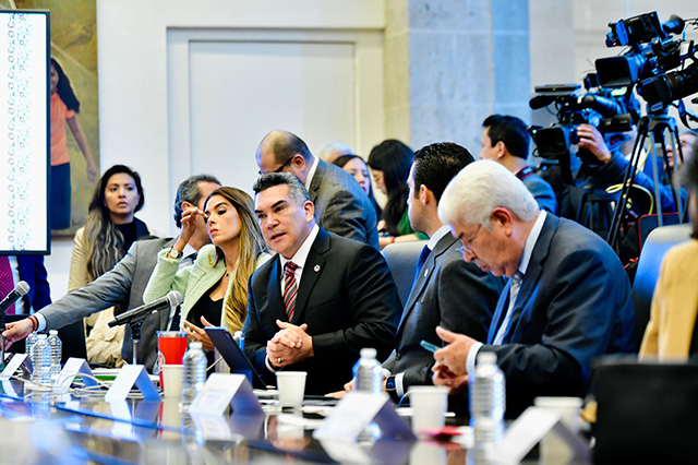 México debe asumir un papel activo en el ámbito internacional: Alejandro Moreno