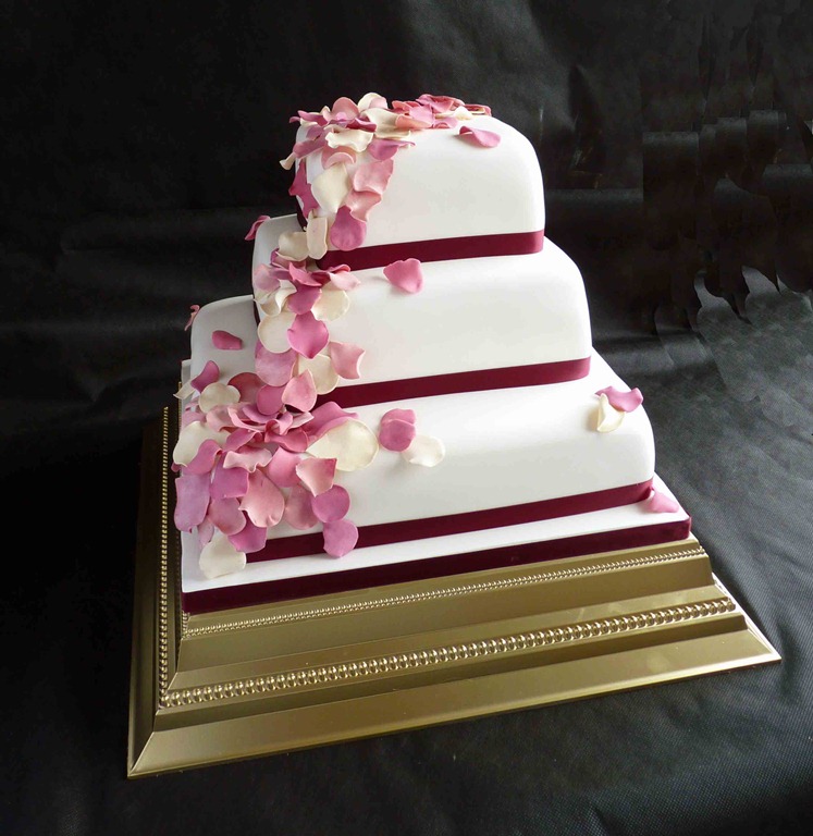 3tierpetalsweddingcakeinburgundy 4 wedding cakes in one week