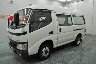 2002 Hino Dutro Route van for South Sudan to Mombasa