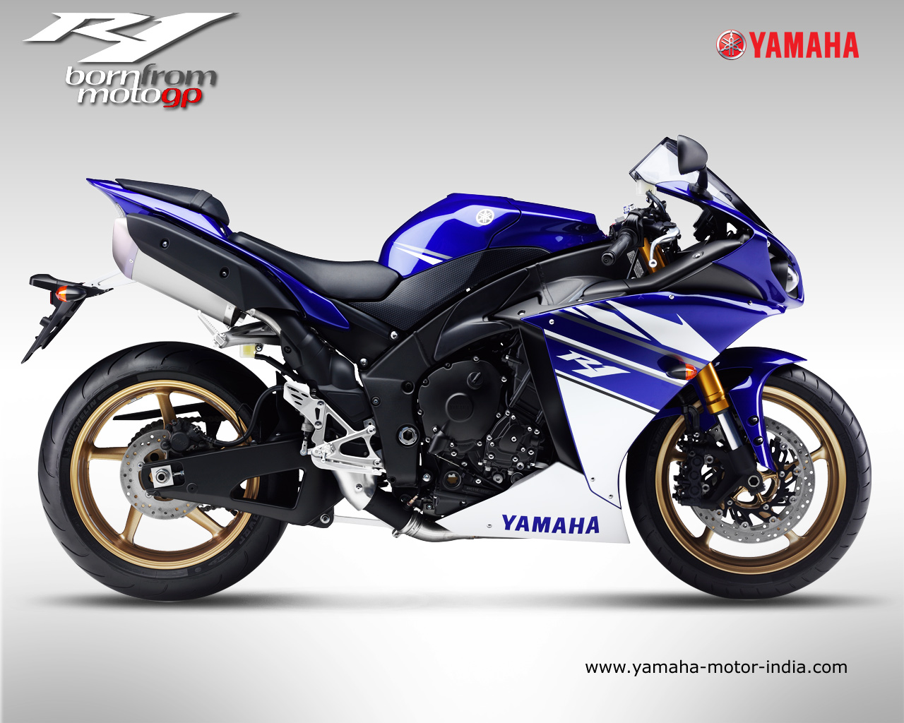 black yamaha r1 2009 Posted by Tanmoy at 6:46 PM No comments: