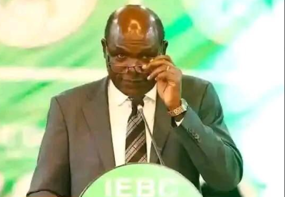 Wafula Chebukati photo