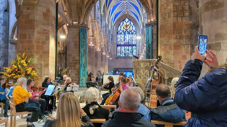 在聖吉爾斯大教堂 (St Giles' Cathedral)，剛好遇到演奏彩排？