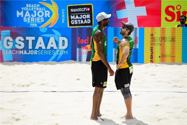 Evandro e Bruno Schmidt na etapa cinco estrelas de Gstaad (SWI) do Circuito Mundial de vôlei de praia em 2019