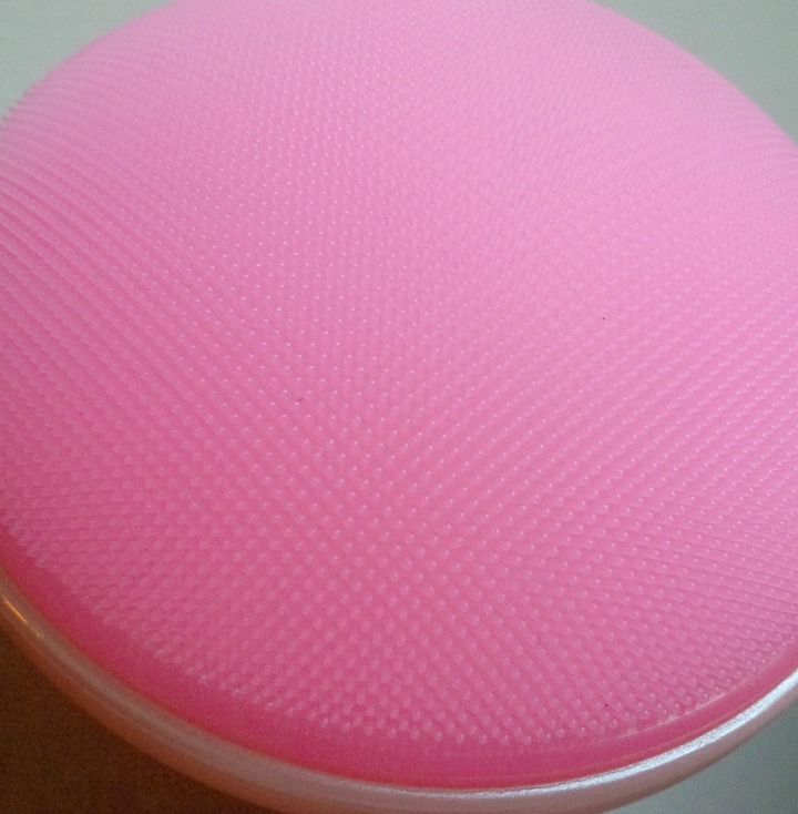 Miraclear Adjustable Facial Cleansing Tool cleansing pad