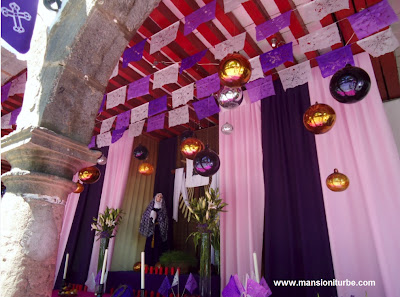 Altar de Dolores en Pátzcuaro en el Portal del Ayuntamiento