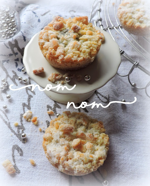 Crumble Topped Mince Pies