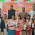 गाजीपुर में 508 छात्र-छात्राओं को वितरित किए गए स्मार्ट फोन