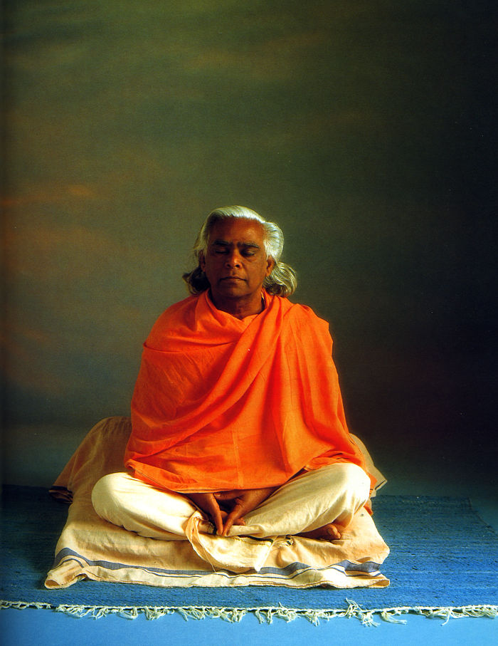 Conciencia Yoga: La ciencia del Yoga y otros textos. Swami ...