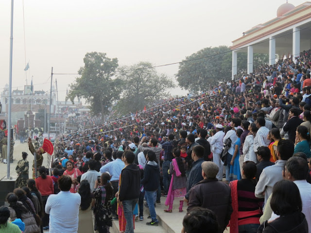 Crowd at Wagah Border