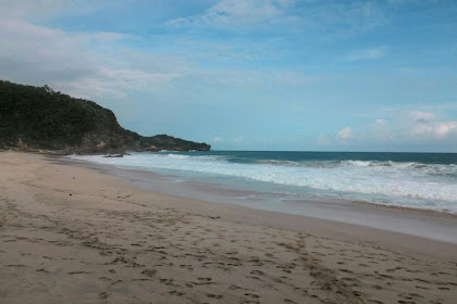 Pantai Kunir