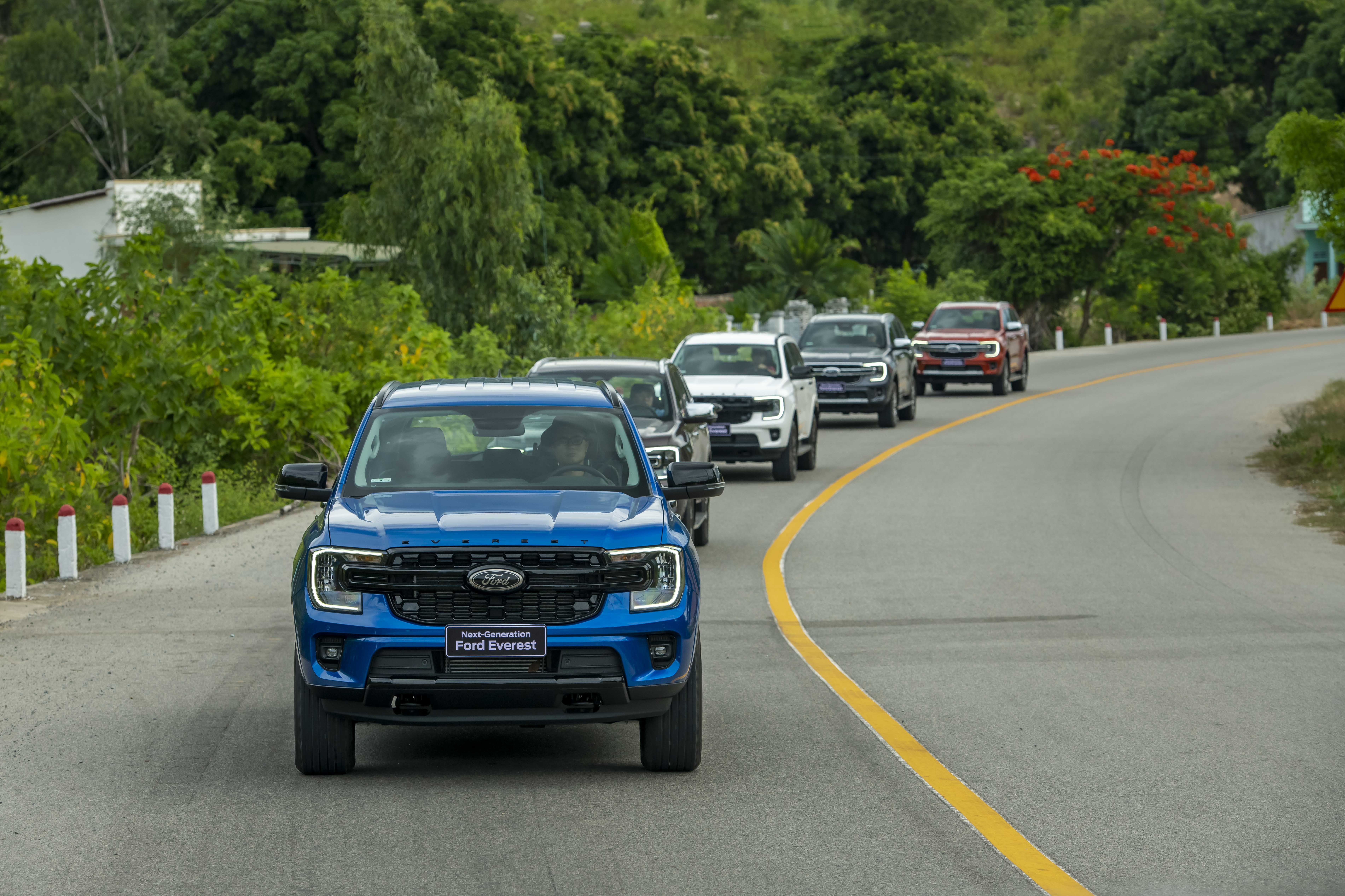 Trải nghiệm Ford Everest thế hệ mới tại Nha Trang