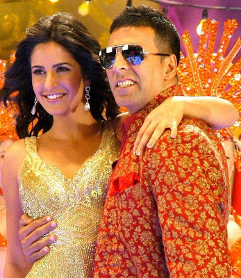 Latest Akshay Kumar Wallpapers Pics Pictures 2010