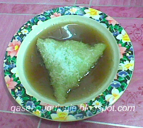 Qasehqu quinnie: Kuih lopes