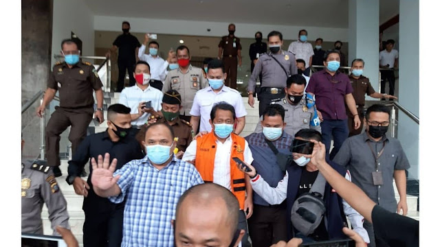 Sekdaprov Riau Yan Prana Ditetapkan Jadi Tersangka Kasus Korupsi di Bapeda Siak