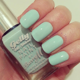 new-barry-m-gelly-nail-polish-sugar-apple-swatch-nails