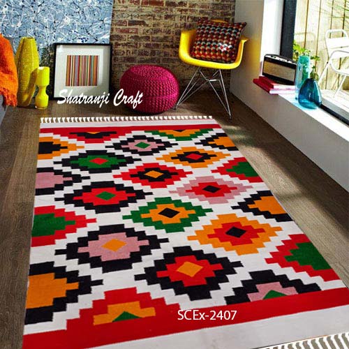 Exclusive Medium Size Satronji (শতরঞ্জি) Floor Mat Price in Dhaka SCEx-2407   Shatranji Craft is Handwoven Traditional Satranji Rugs Shotoronji Carpets  Manufacturer in Rangpur BD