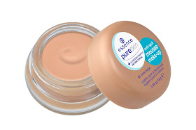 Essence pure skin anti-spot mousse make-up