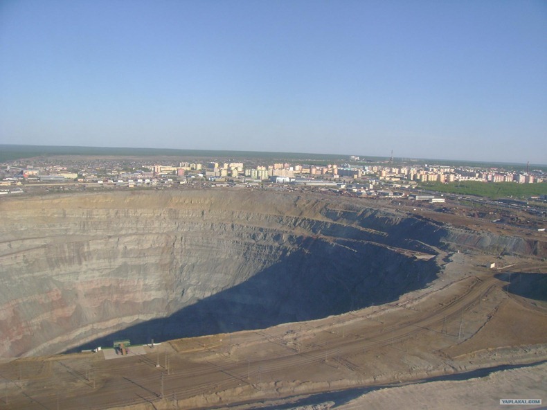 mir-diamond-mine-3