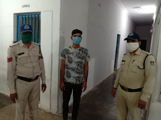 आईपीएल क्रिकेट लीग मे सट्टेबाजों पर पुलिस की बडी कामयाबी, लाखों का सट्टा लिखने का रिकार्ड लगा हाथ